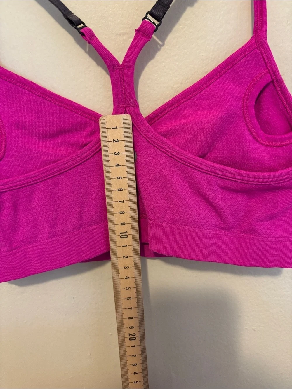 lululemon athletica Magenta Lightweight Seamless Sports Bralette